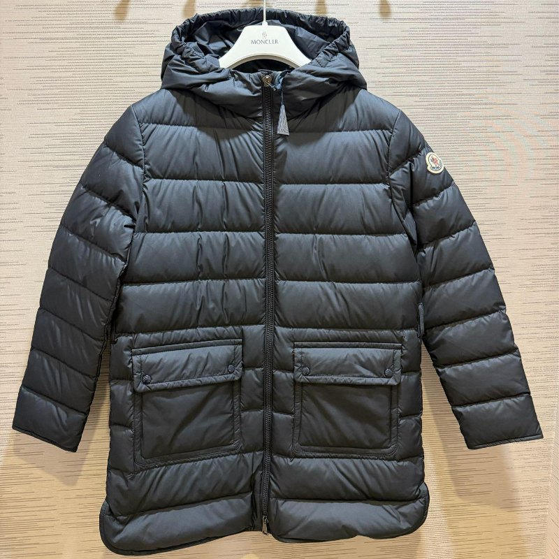 💎Han's house精品服飾💎MONCLER Pasenza 中版羽絨外套 青年款=女成人XS S 原價41000-0