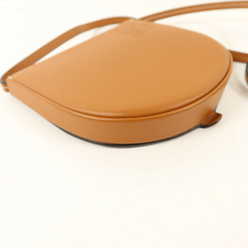 LOEWE 牛皮皮革Heel Pouch Small肩背袋-11