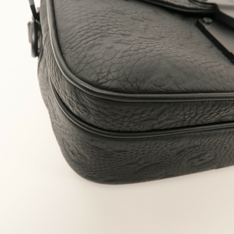 LOUIS VUITTON Monogram Taurillon S Lock肩背袋-9