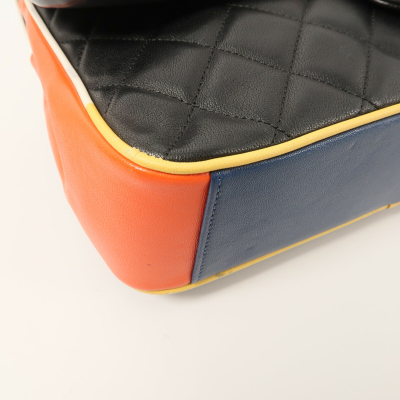 CHANEL 羊皮皮革Flap Bag Cuba鏈帶肩背袋-10