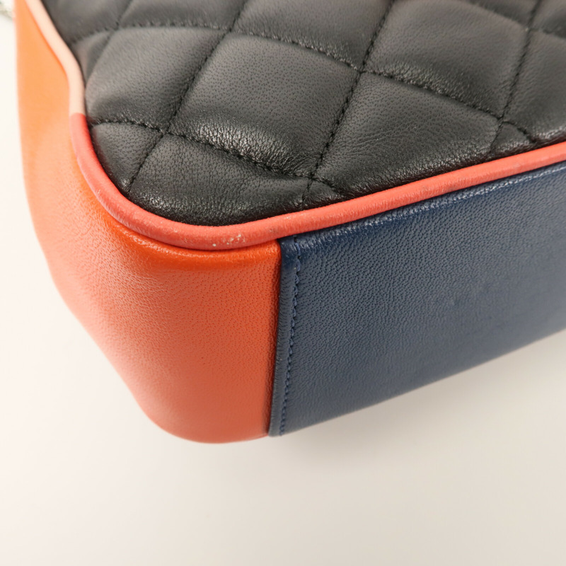 CHANEL 羊皮皮革Flap Bag Cuba鏈帶肩背袋-12