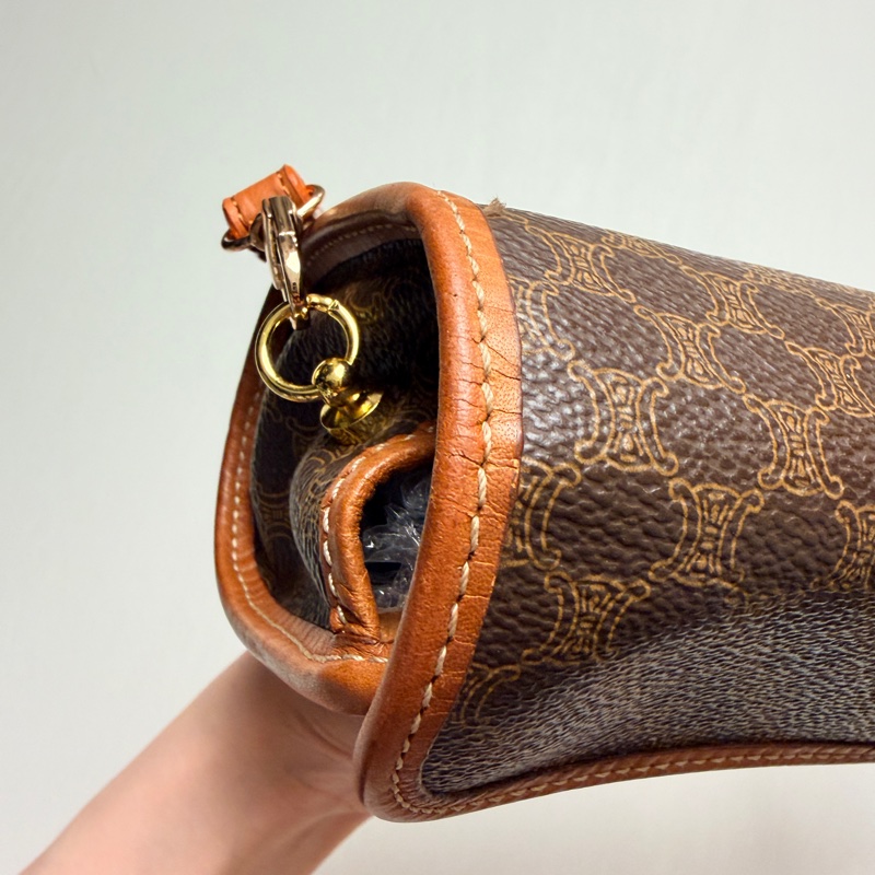 Celine 老花凱旋門圓桶腋下包 斜背包 真皮棕色 思琳-15