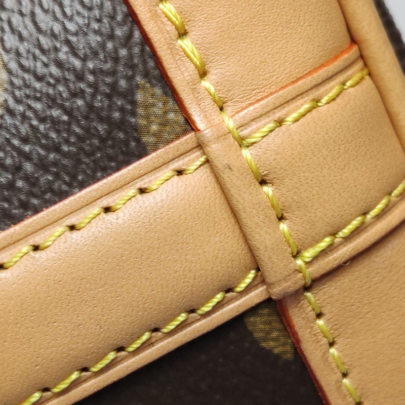 Louis Vuitton (LV) NOENano植鞣革Monogram印花抽繩斜挎包肩背包晶片款-14