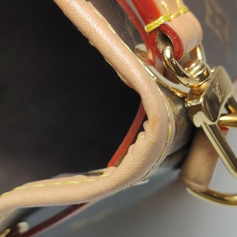 Louis Vuitton (LV) NOENano植鞣革Monogram印花抽繩斜挎包肩背包晶片款-15