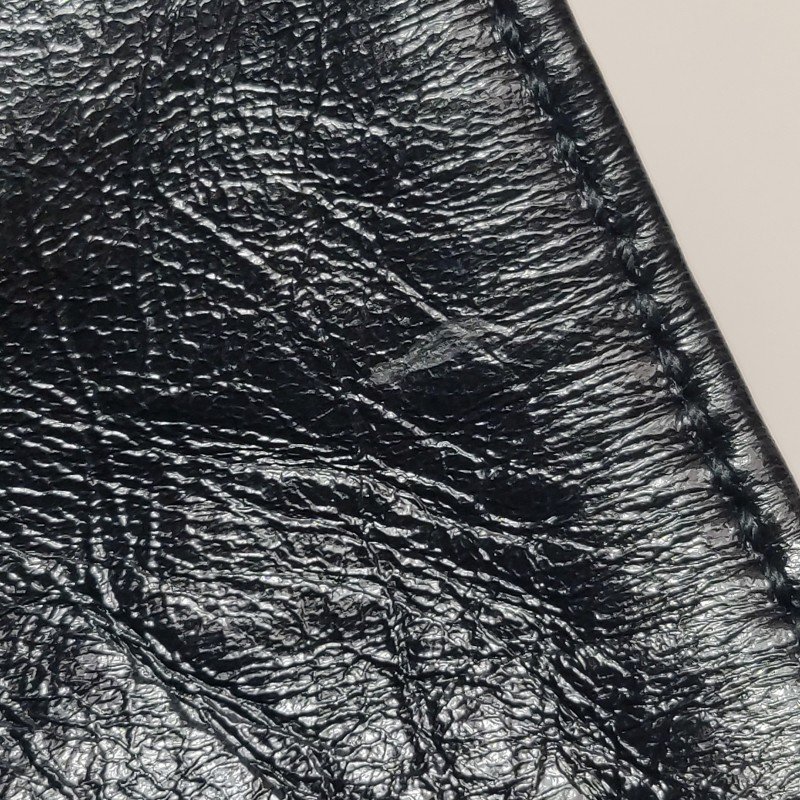 Saint Laurent Niki油蠟皮純色V紋絎縫YSL標誌單肩包-8