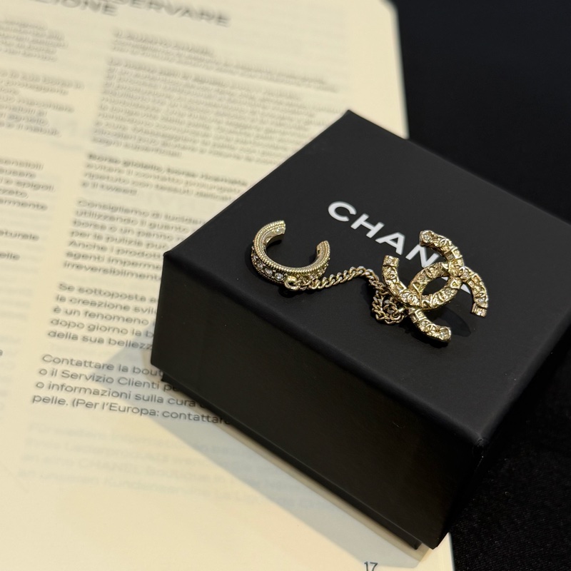 CHANEL金雙C立體字母垂墜水鑽C耳環/單-2