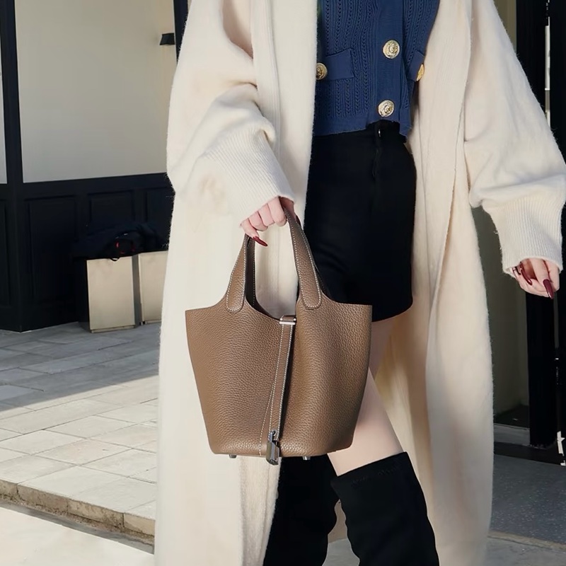 莉亞精品♡ Hermes P18 大象灰銀扣二手-1