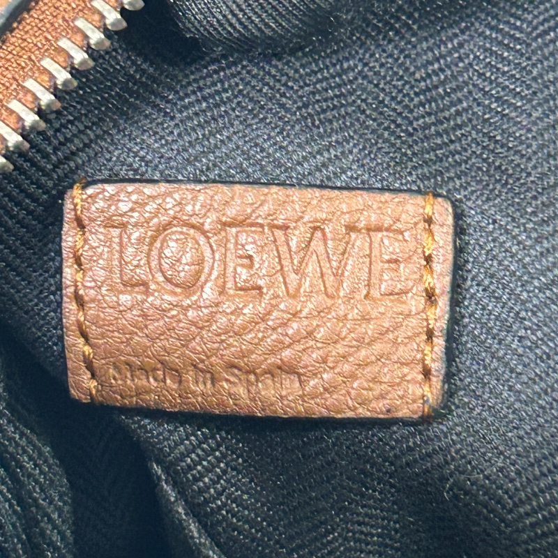 Loewe 羅威 Military 小款 粒面小牛皮翻蓋斜背包 2020年-20