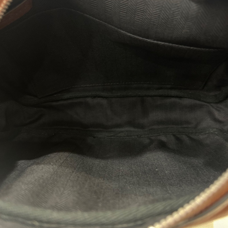 Loewe 羅威 Military 小款 粒面小牛皮翻蓋斜背包 2020年-28