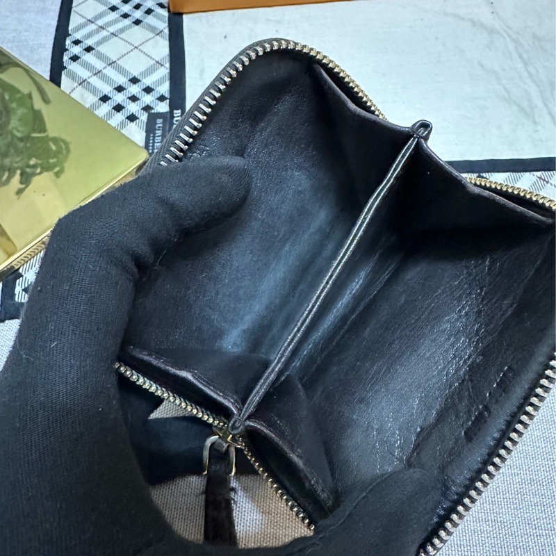 miu miu 棕色鱷魚皮壓紋小零錢包-3