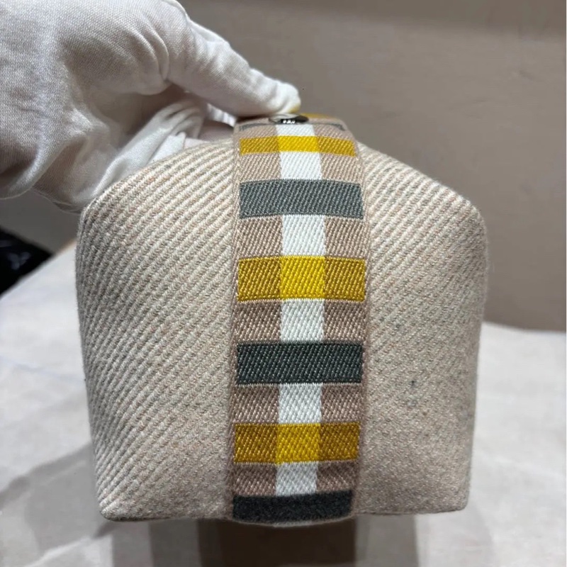 【幾乎全新】Hermes愛馬仕 Bride-a-Brac 米灰色飯盒包 小號 尺寸約21x12x17-1