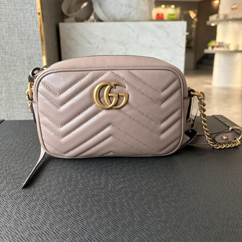 GUCCI 豆沙色馬孟小款相機包-1