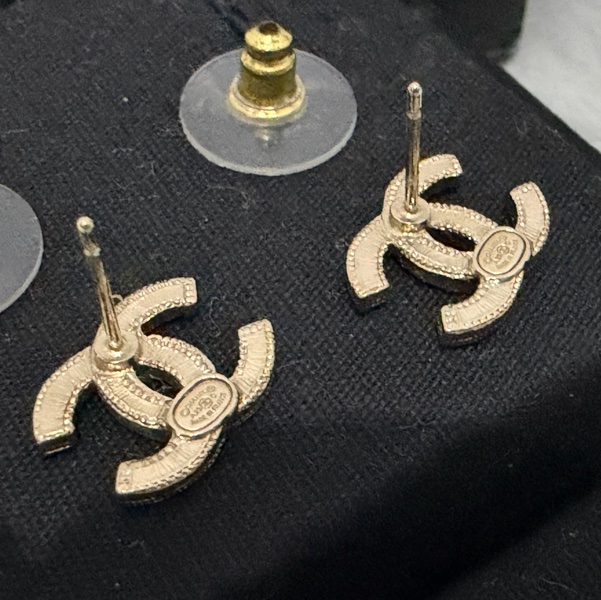 Chanel鴛鴦耳環-5