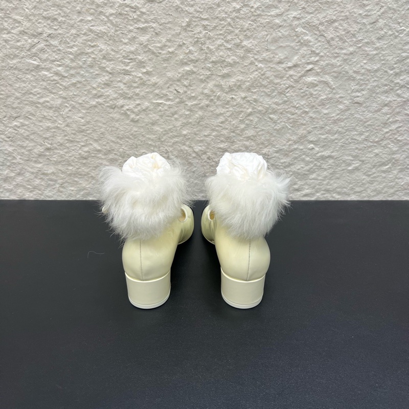 Chanel香奈兒neige23 白色毛毛瑪麗珍鞋 36C-1