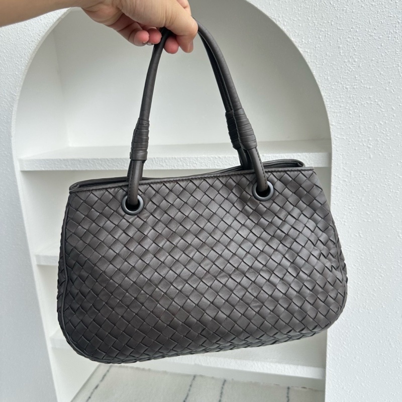 BV葆蝶家編織灰色菜籃子手提包 尺寸約29×17×18cm-1