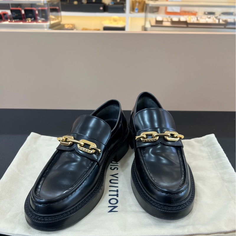 99新Lv路易威登Academy 金屬金色鏈條裝飾樂福鞋 37碼-4