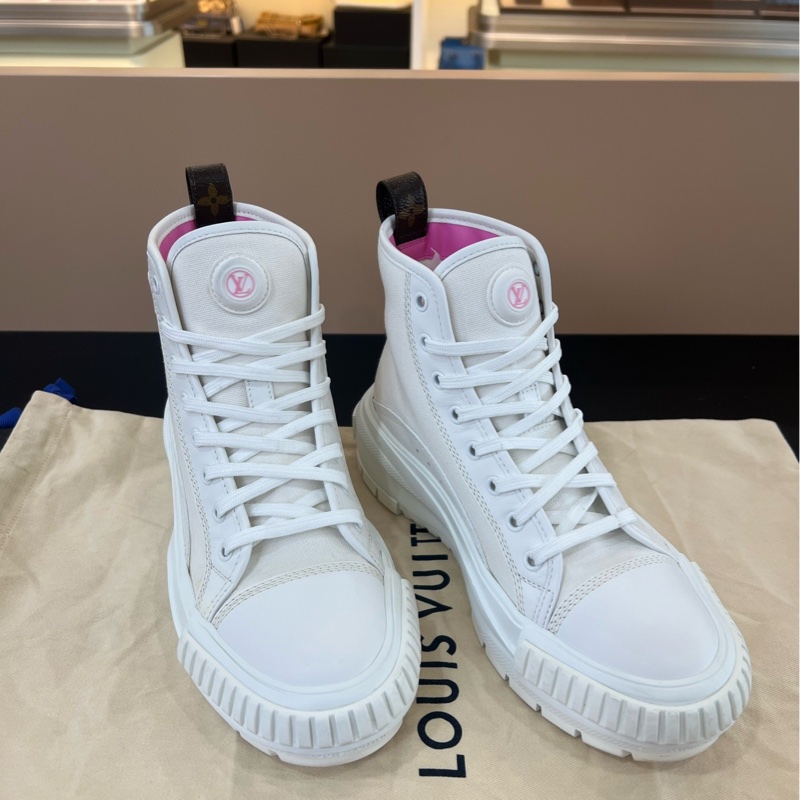 98新LV路易威登白粉松糕鞋高幫鞋 37.5 碼-1