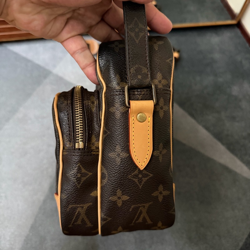 Lv雙層老花相機包/斜背包（M45244）-2