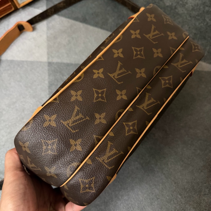 Lv雙層老花相機包/斜背包（M45244）-3