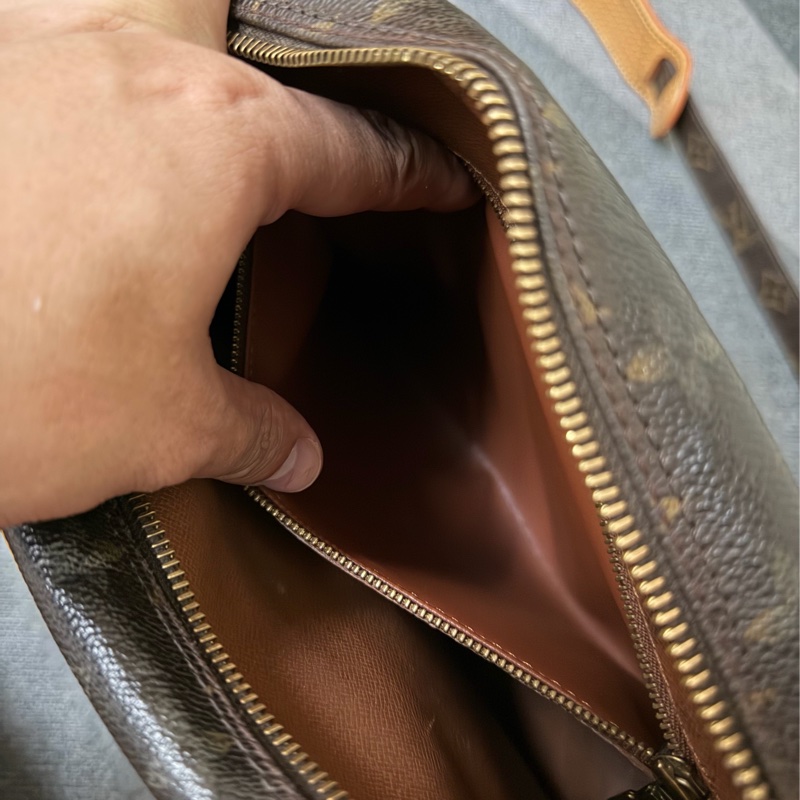 Lv雙層老花相機包/斜背包（M45244）-8