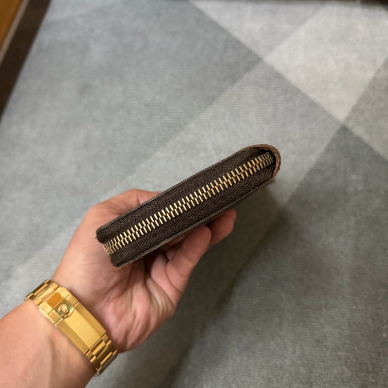 Lv老花拉鍊長夾 (M60017)-4