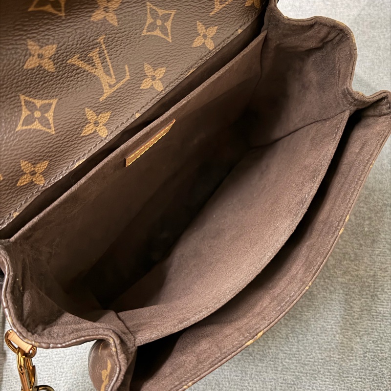 Lv老花郵差包/斜背包（M44875)-11