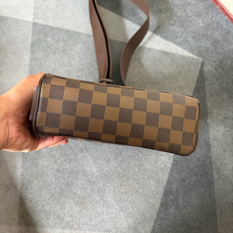 Lv棋盤格豆腐包（N41442)-3