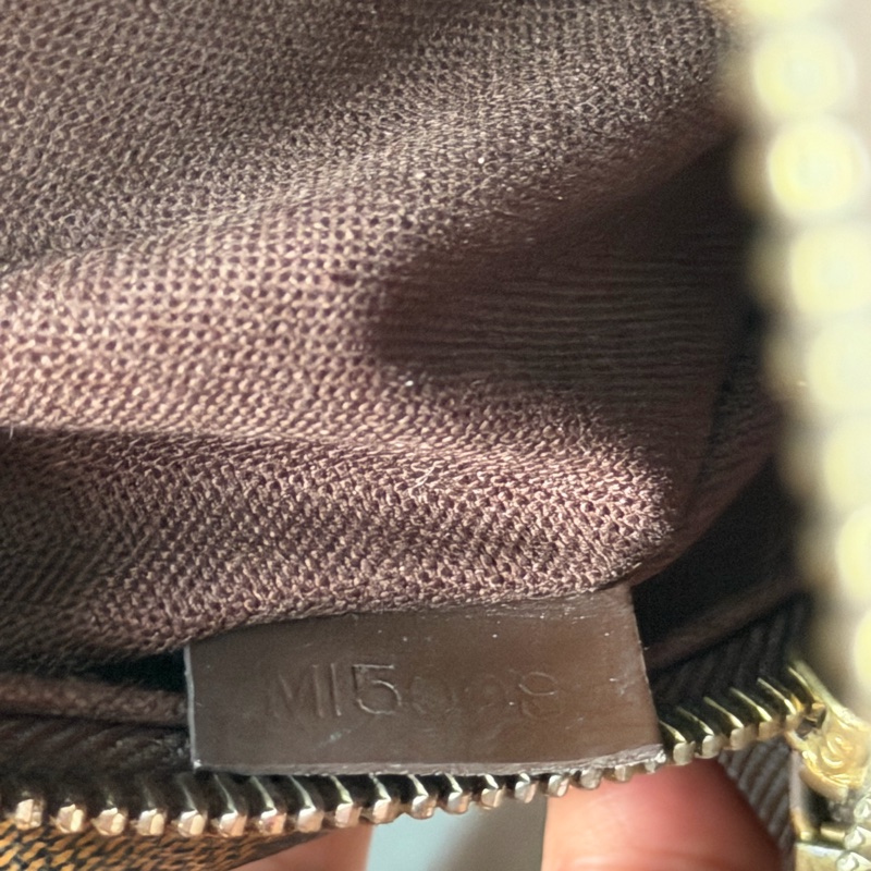 Lv棋盤格豆腐包（N41442)-9