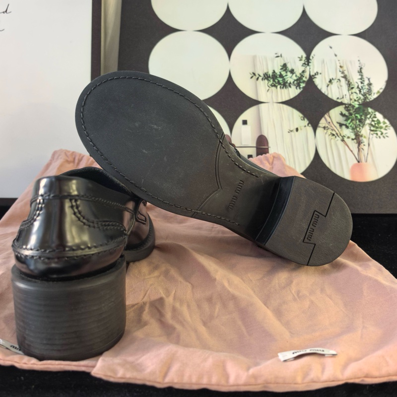 99新 MIUMIU繆繆 樂福鞋 小牛皮36碼  附件：塵袋。-4