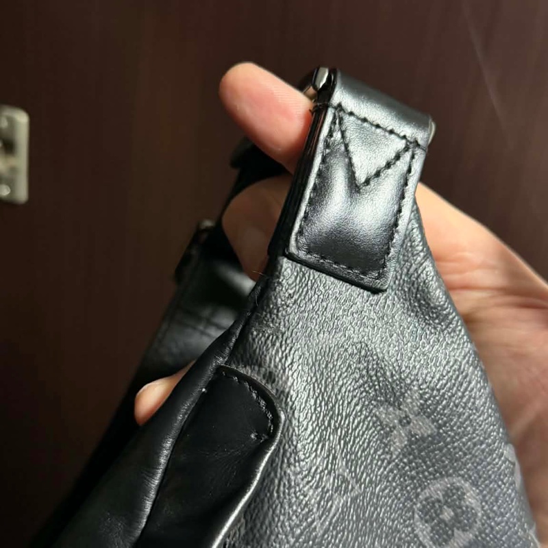 Lv黑花腰包(M44336)-2