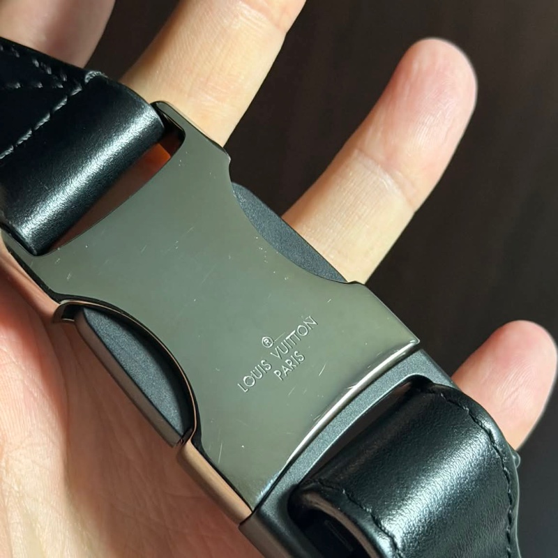 Lv黑花腰包(M44336)-9