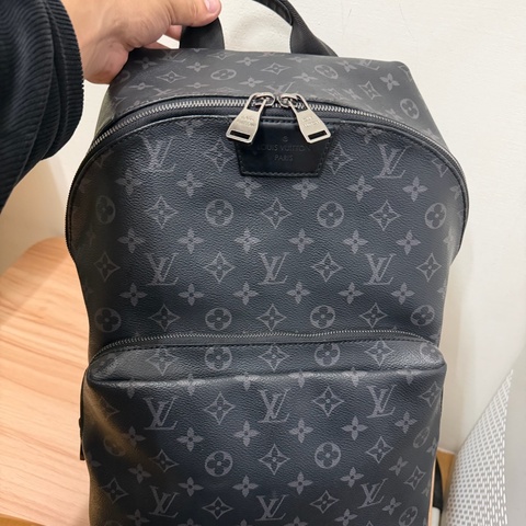 Lv黑原花Discovery後背包（M43186）