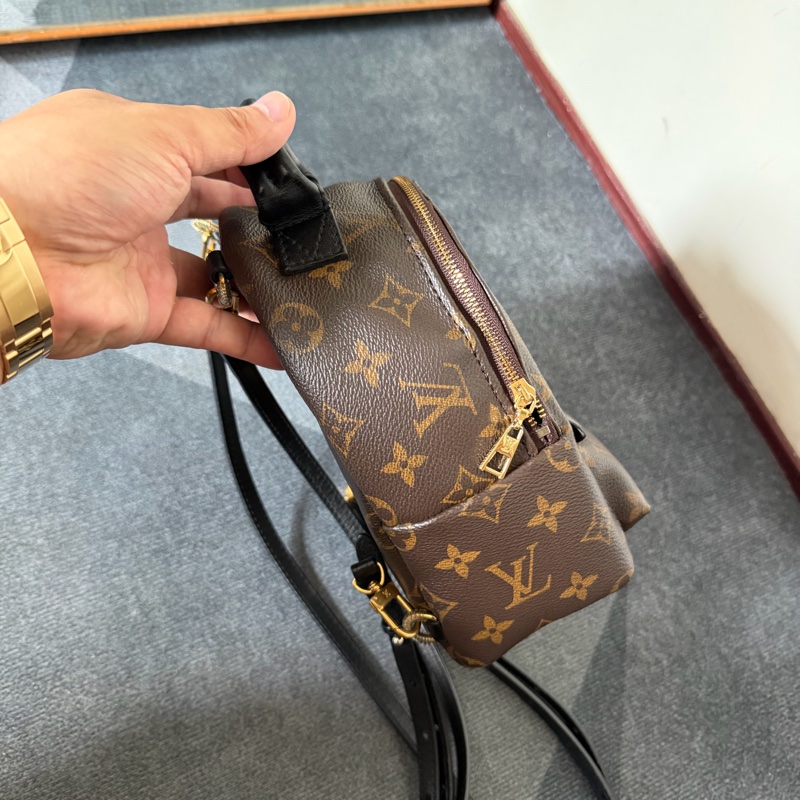 Lv 老花Mini後背包-1