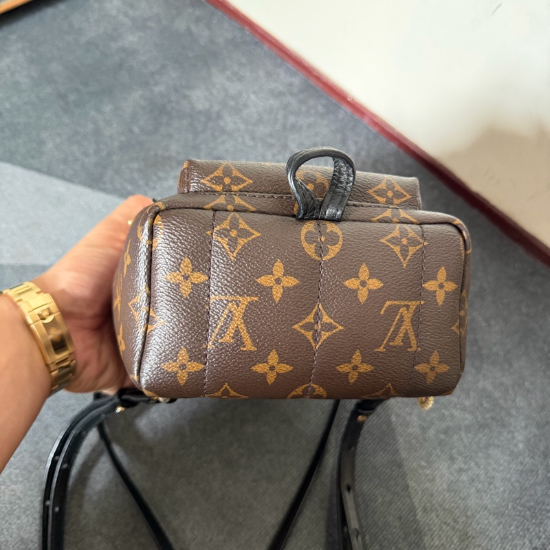 Lv 老花Mini後背包-4