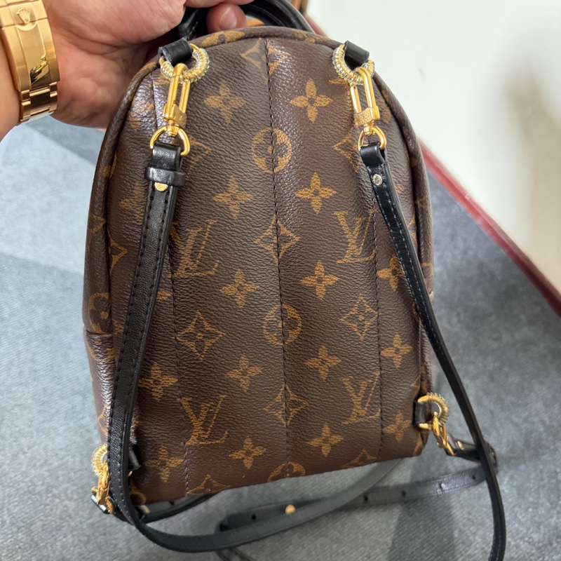 Lv 老花Mini後背包-5