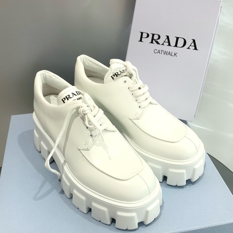 PRADA普拉达厚底鞋