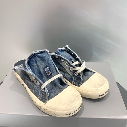 Balenciaga/巴黎世家