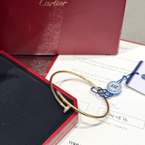 Cartier卡地亚 玫瑰金头尾钻 窄版钉子手镯