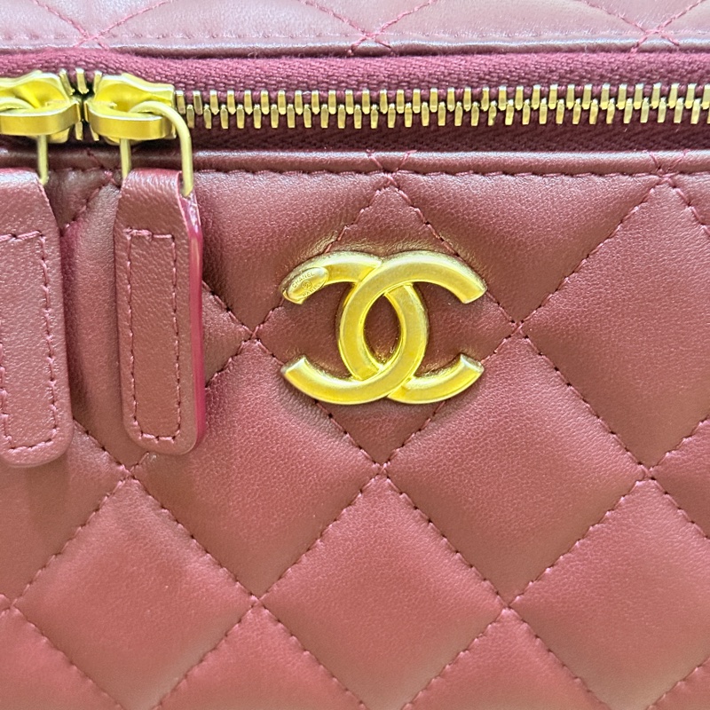 超便宜真的是隨便賣🥰99新✨好美的CHANEL 香奈兒 調節扣長盒子 化妝斜背包 勃艮第酒紅-2