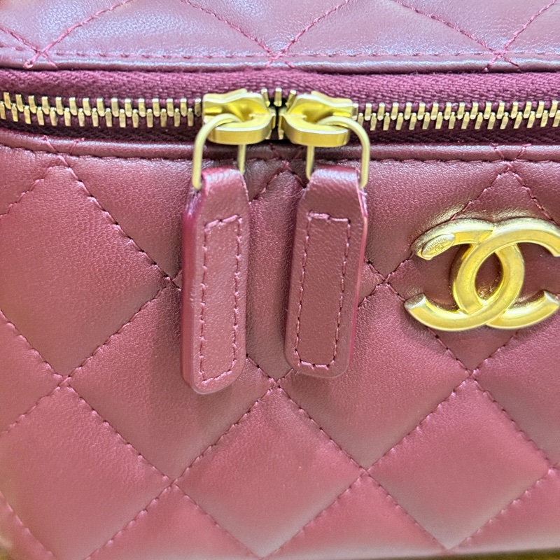 超便宜真的是隨便賣🥰99新✨好美的CHANEL 香奈兒 調節扣長盒子 化妝斜背包 勃艮第酒紅-32