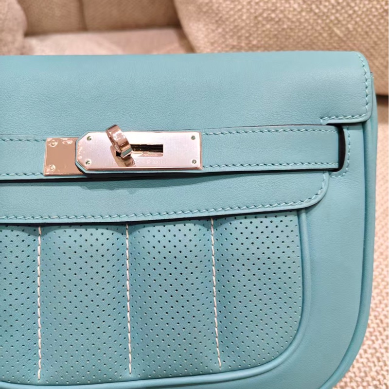 🌈Hermes🩵Mini Berline🩵馬卡龍藍銀扣🌈99新🌟Swift皮🌟stamp T🌟miniberline🩵Berline🌟愛馬仕-2