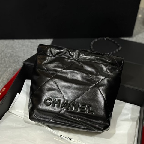 帥氣慵懶感😎✨超火爆❤️‍🔥Chanel香奈兒全黑soblack22bag垃圾袋mini單肩斜挎包手提包