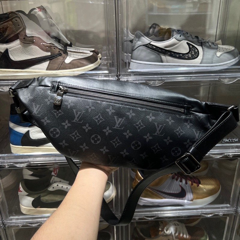 Lv 黑色老花腰包-1