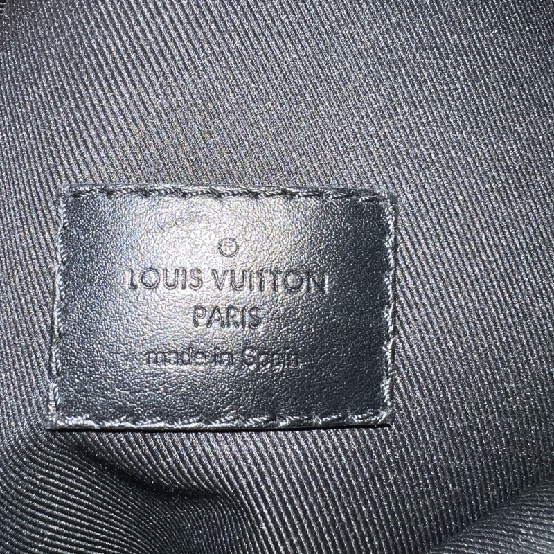 Lv 黑色老花腰包-7