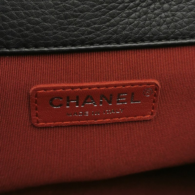 Chanel Flap Bag牛皮純色菱格絎縫雙C扣斜背包單肩包-7