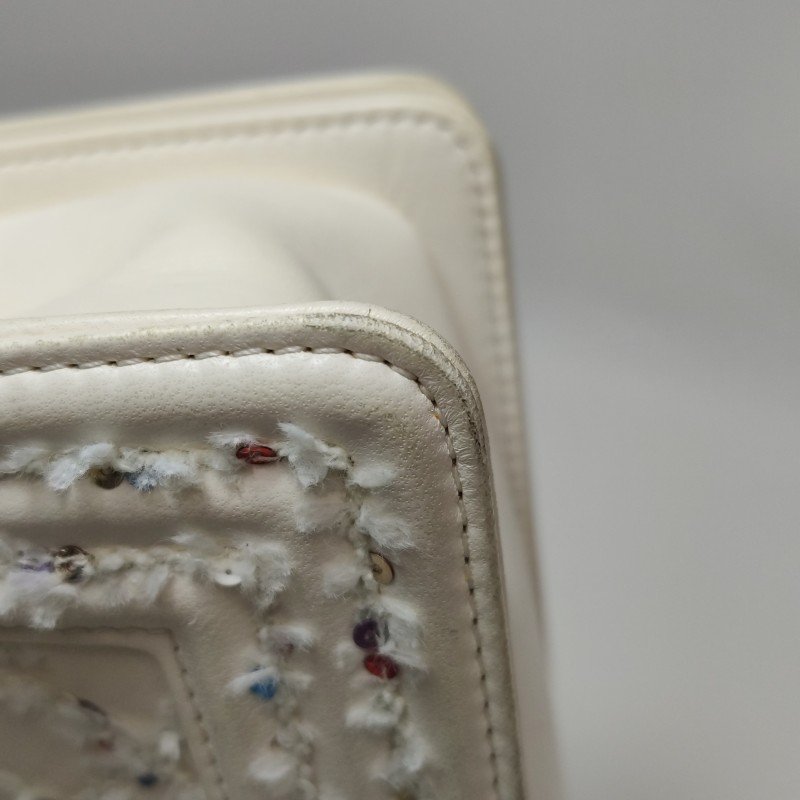 Chanel Leboy 季節限定款小號羊皮方形雙C鎖扣單肩包-15