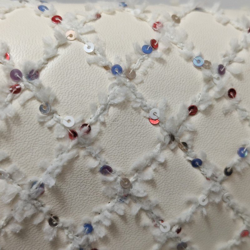 Chanel Leboy 季節限定款小號羊皮方形雙C鎖扣單肩包-20