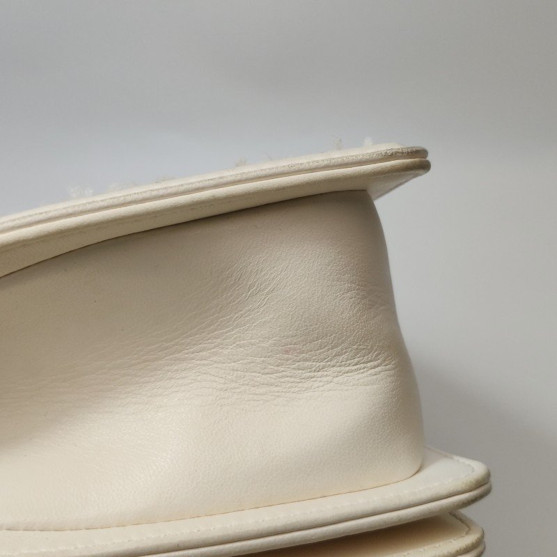 Chanel Leboy 季節限定款小號羊皮方形雙C鎖扣單肩包-21