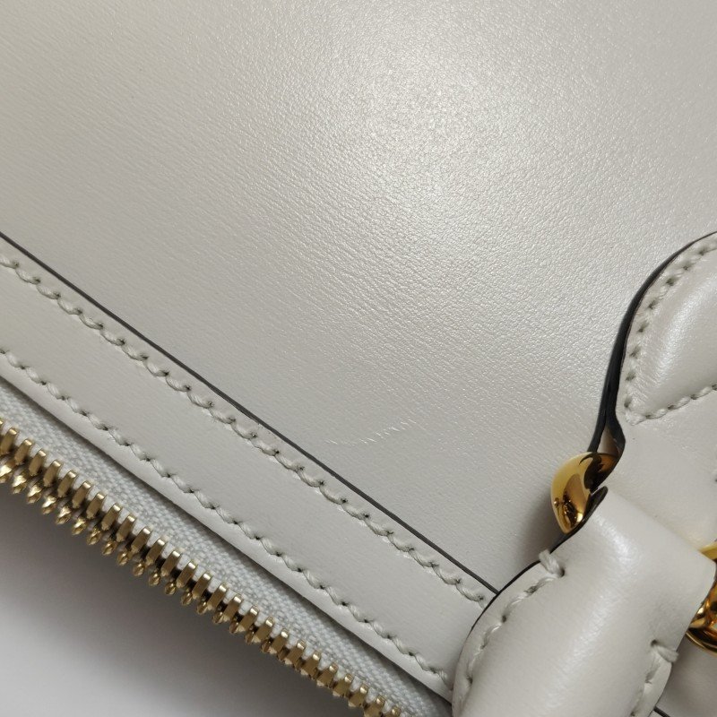 Gucci 1955小號牛皮純色馬銜扣單肩包-15