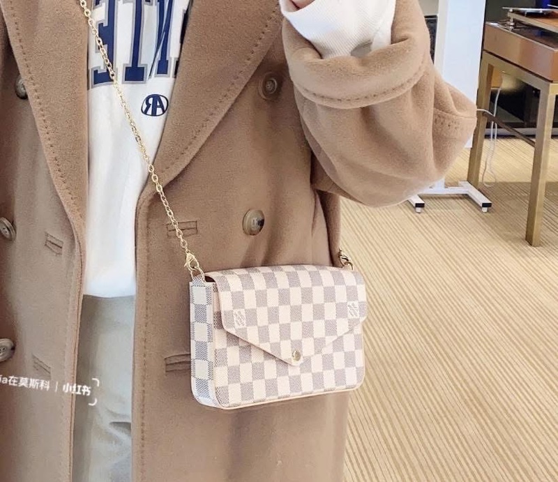 Lv 白棋盤格 三合一信封包-0